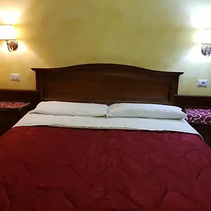 Pitagora House Отель типа 