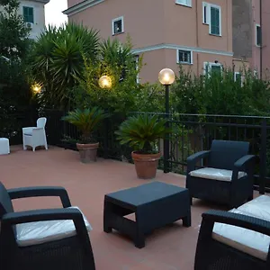 Gasthuis L'oasi Al Pigneto -, Rome